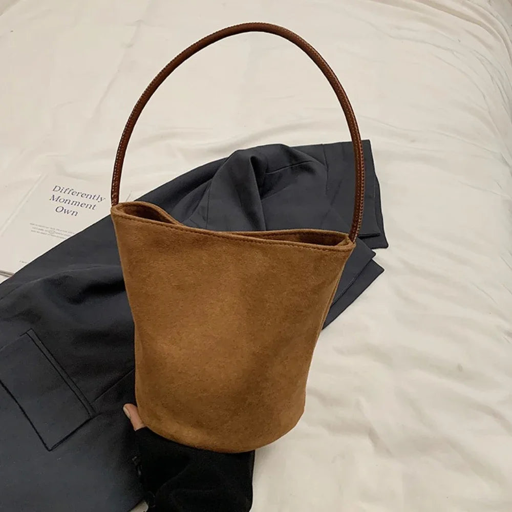 2025 Women Suede Bucket Bag Large Capacity Women's Commuting Bags Retro Trendy Solid Color Tote Handbags Faux Suede Shoulder Bag